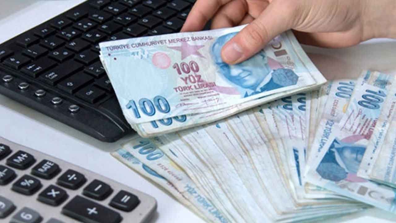 SSK’lılar, bağkur’lular ve memurlar dikkat! SGK tek işlemle 2 yıl erken emeklilik imkanı tanıyor!