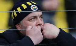 Yıldız futbolcudan Fenerbahçe’ye kara haber geldi