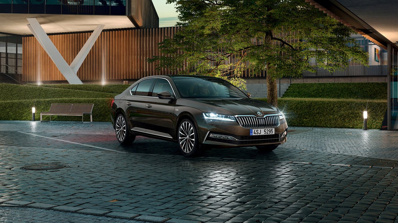 Skoda Superb Ekim 2025 Fiyatlarını Görenler Gözlerine İnanamıyorlar!